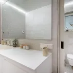 Staymoovers - Gerlitzen & Ossiachersee Panorama, Nur 700m Zur Kanzelbahn Apartamento