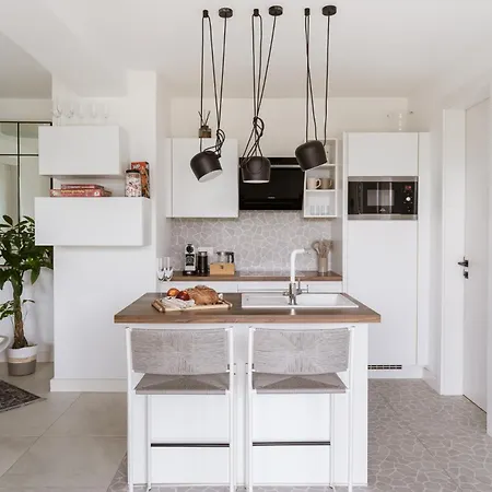 Staymoovers - Gerlitzen & Ossiachersee Panorama, Nur 700m Zur Kanzelbahn *