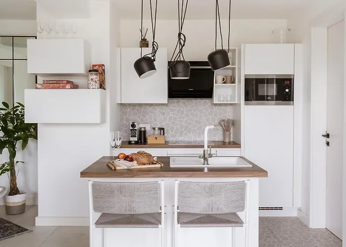 Staymoovers - Gerlitzen & Ossiachersee Panorama, Nur 700m Zur Kanzelbahn *