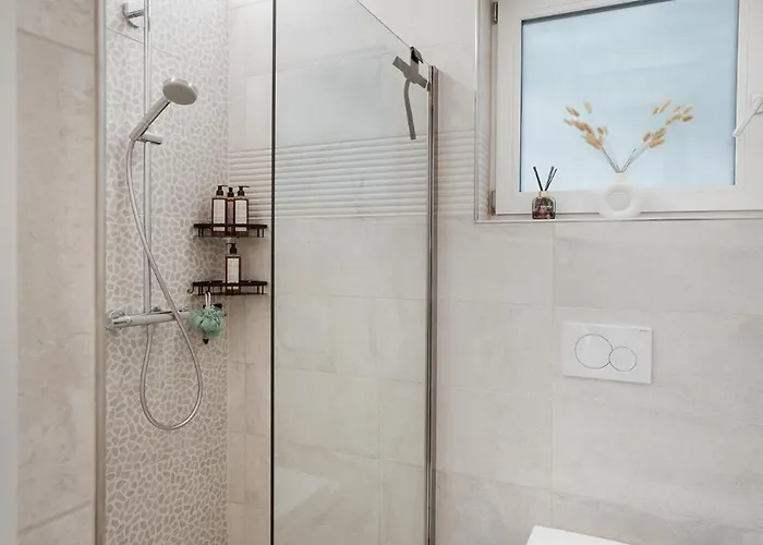 Staymoovers - Gerlitzen & Ossiachersee Panorama, Nur 700m Zur Kanzelbahn